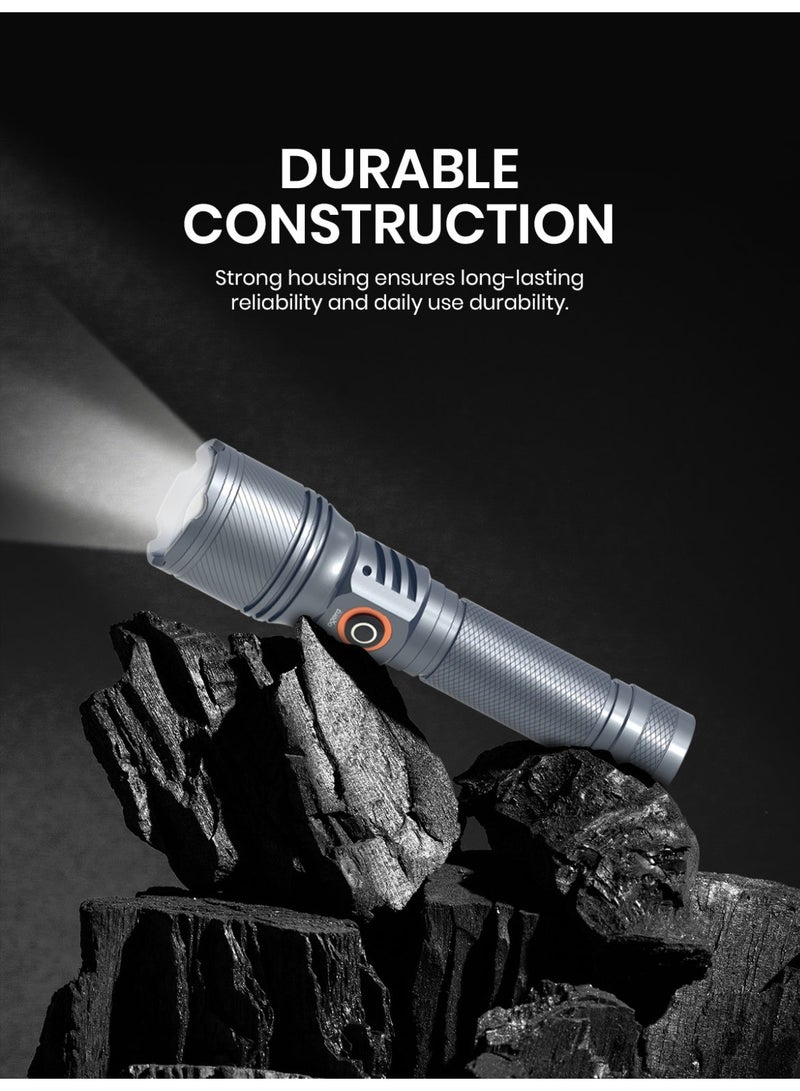 أوجيرا كشاف LED قابل لإعادة الشحن | كشاف تكتيكي عالي السطوع | بطاريتان AA قابلة لإعادة الشحن | صغير ومتين | مقاوم للماء | كشاف طوارئ للتخييم والمشي والاستخدام اليومي | ضمان سنتين | OG1006SL | فضي - Image 4